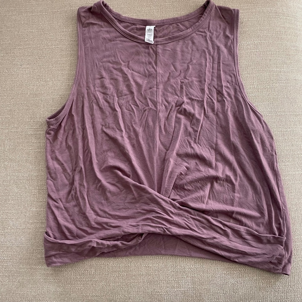 Alo crop tank